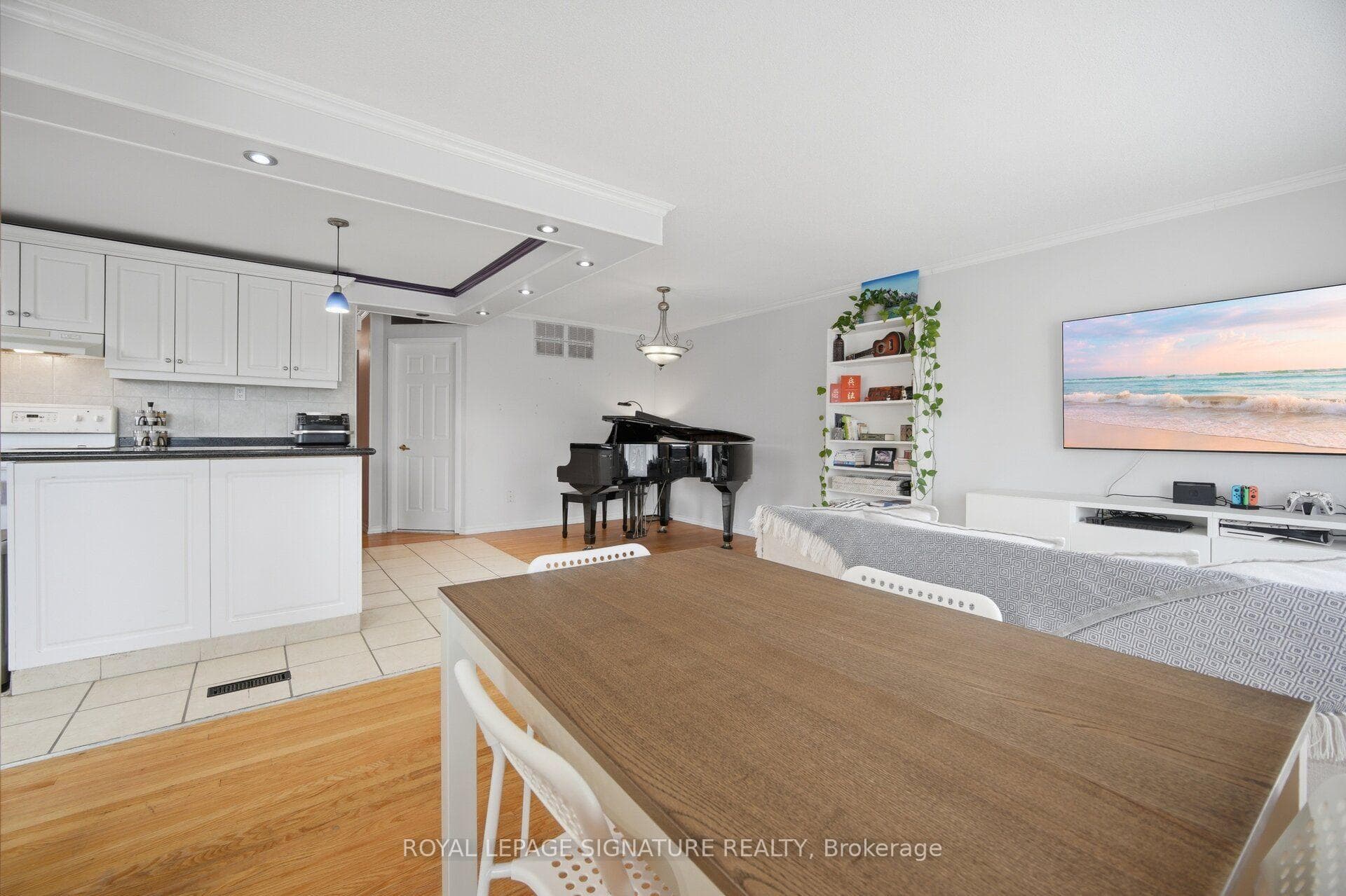 51 Wilton Drive photo 9