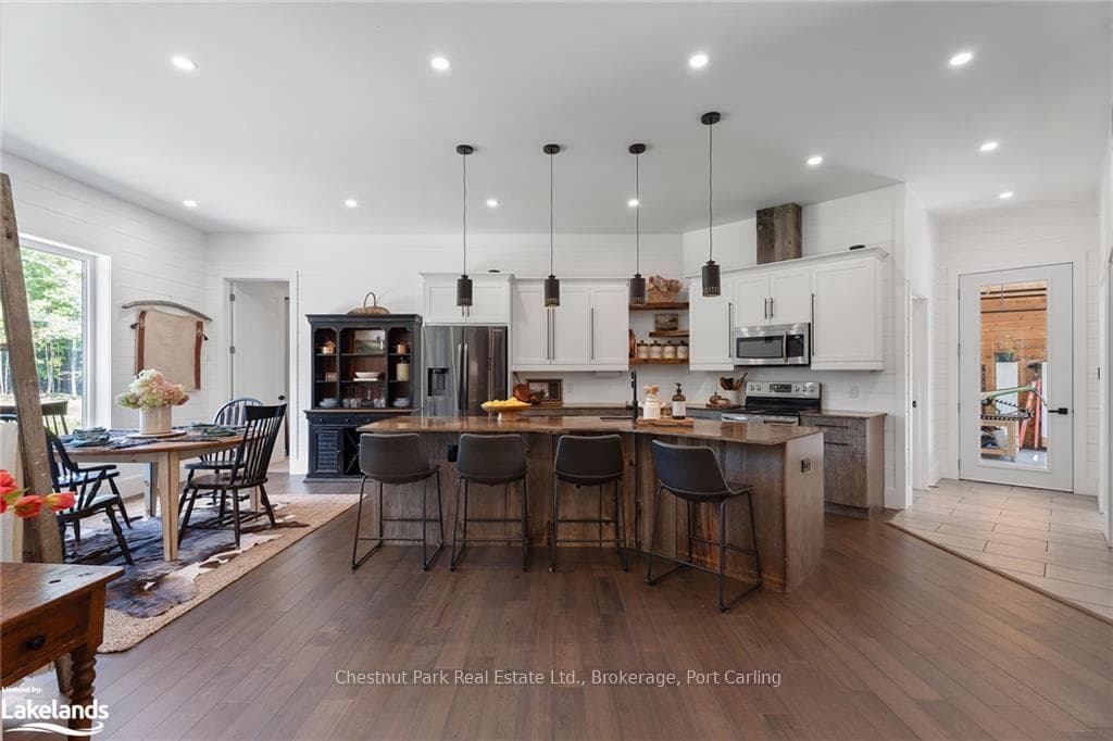 1088 GOLDEN BEACH Road photo 11