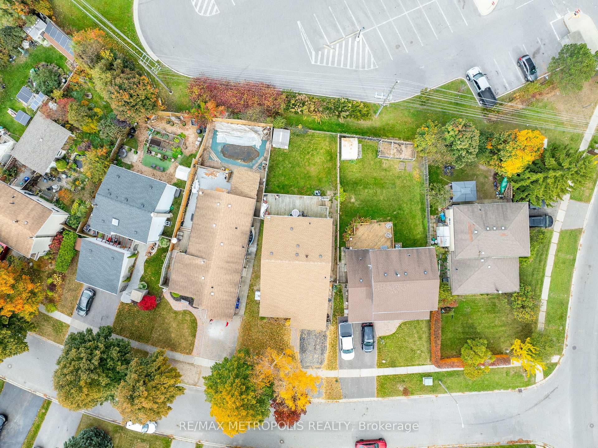 6 Danton Court photo 23