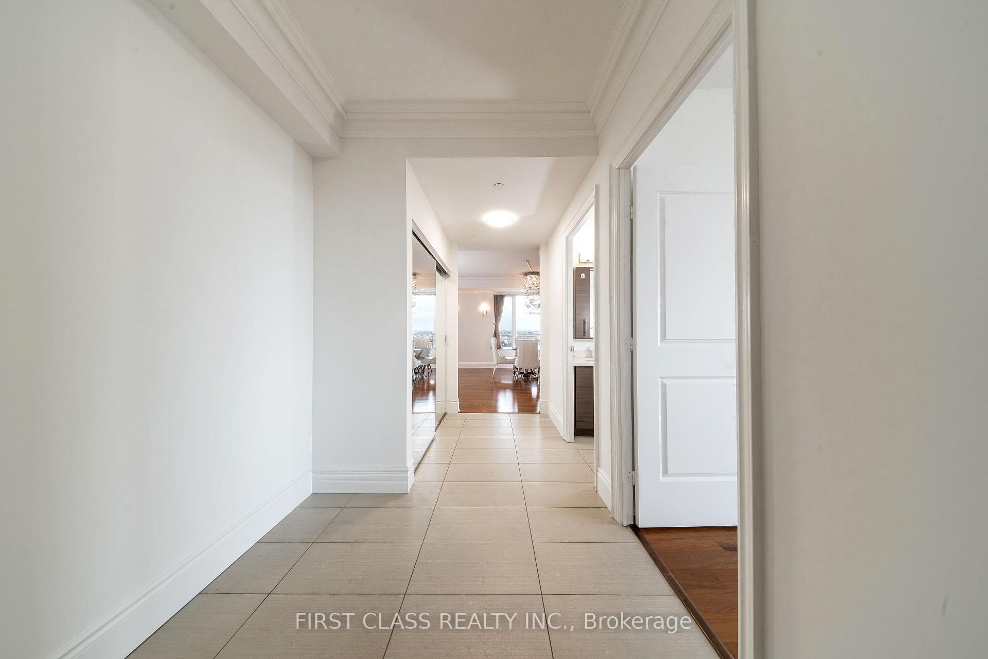 325 South Park Road Unit Rg2 photo 17