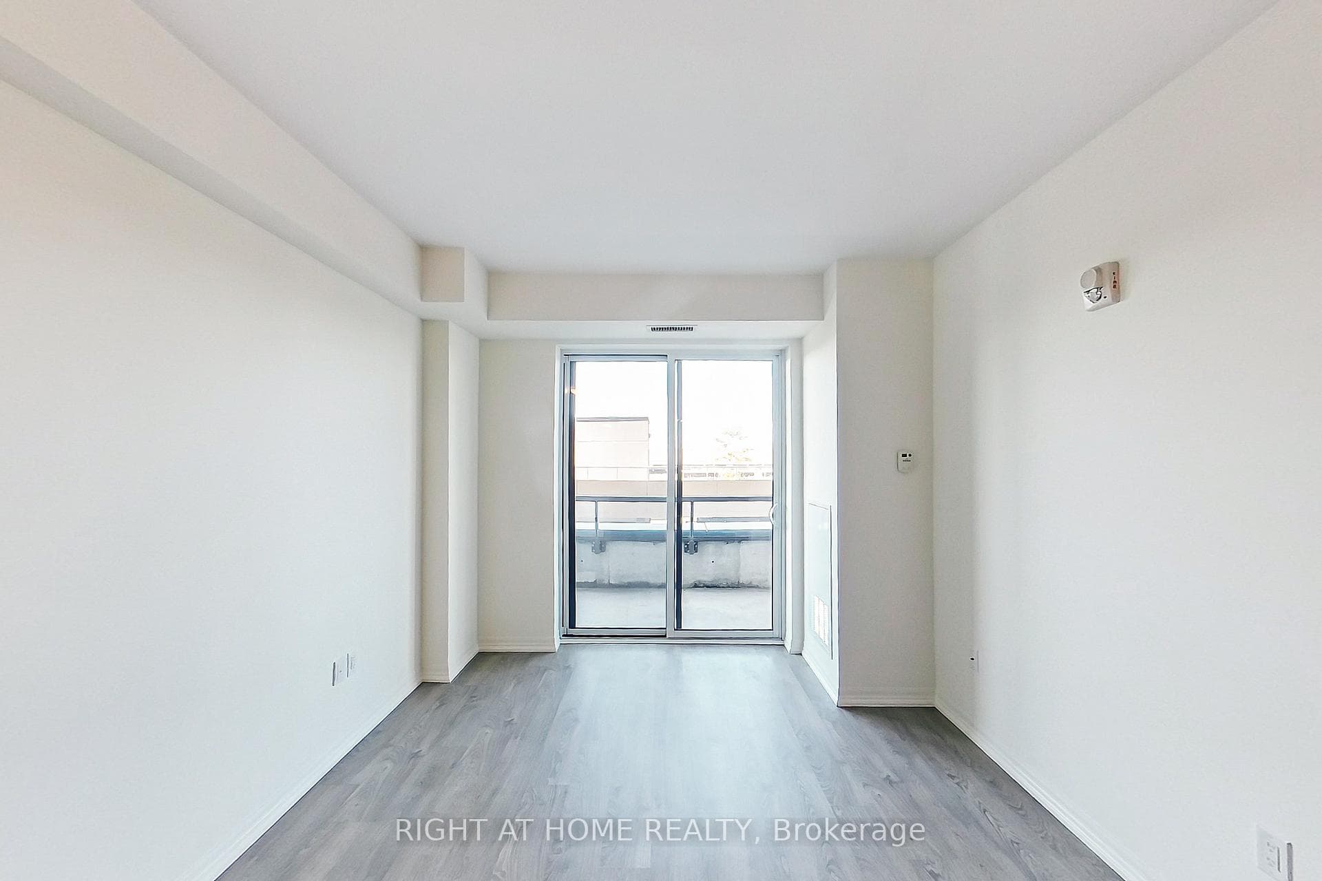 560 North Service Road Unit 207 photo 8
