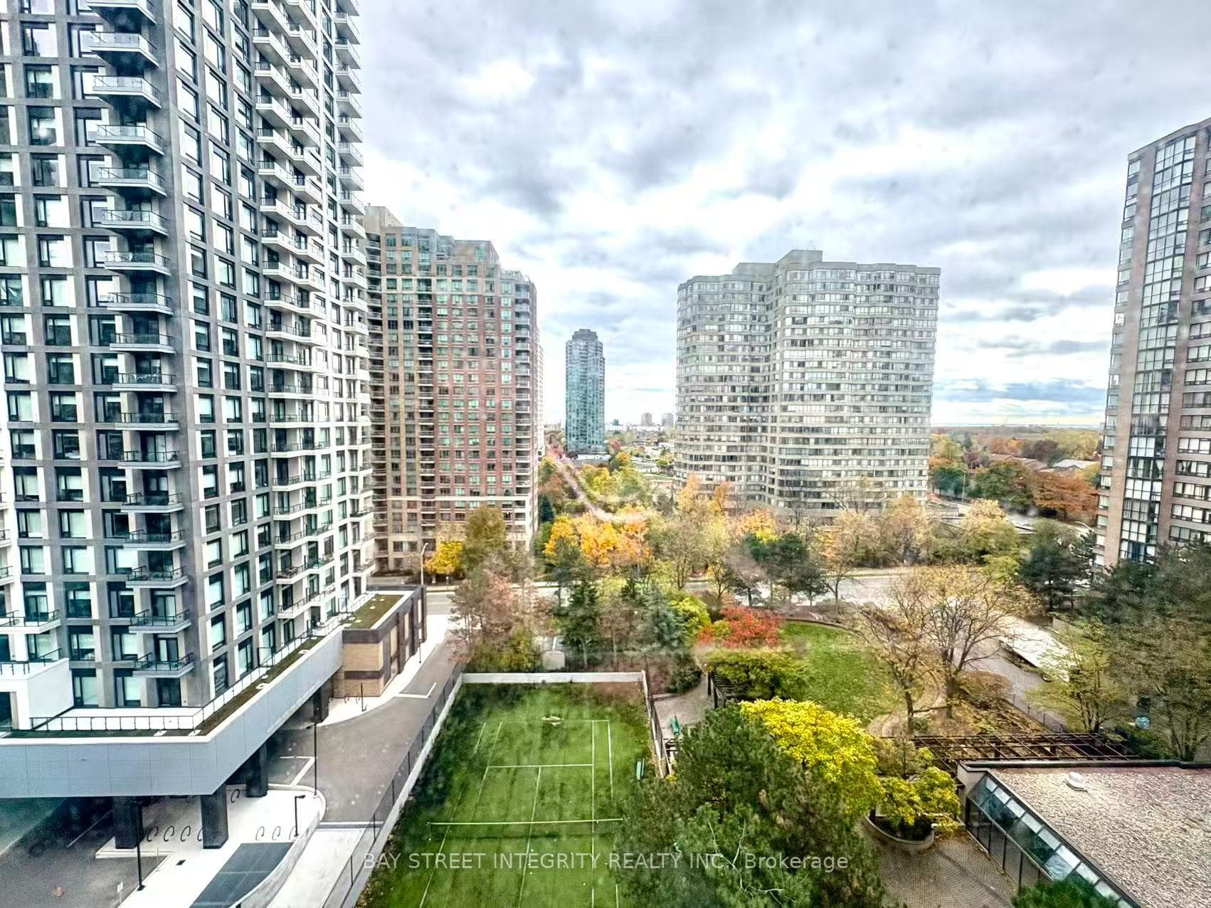 265 Enfield Place Unit 1011 photo 20