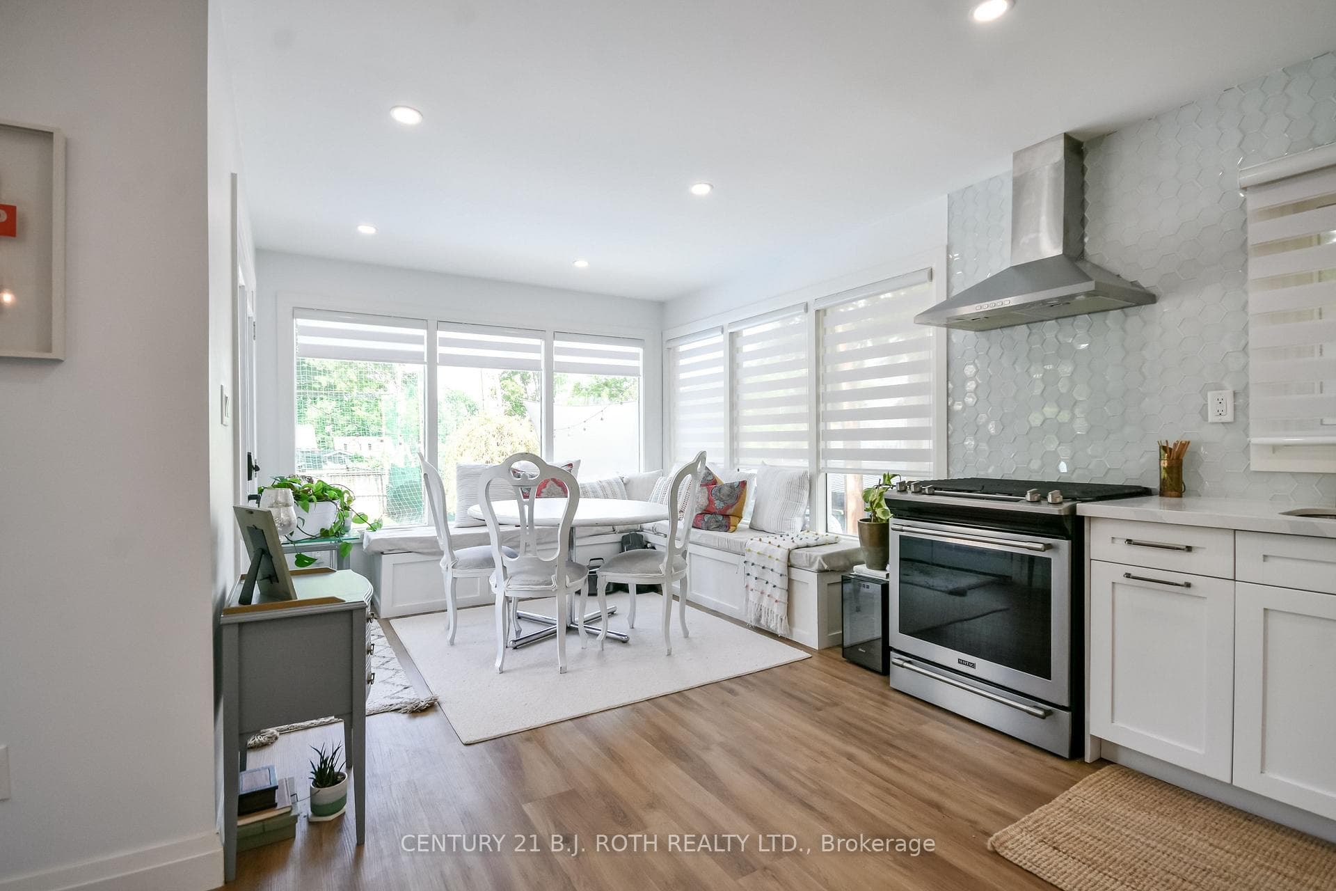 7 WESLEY Street photo 14