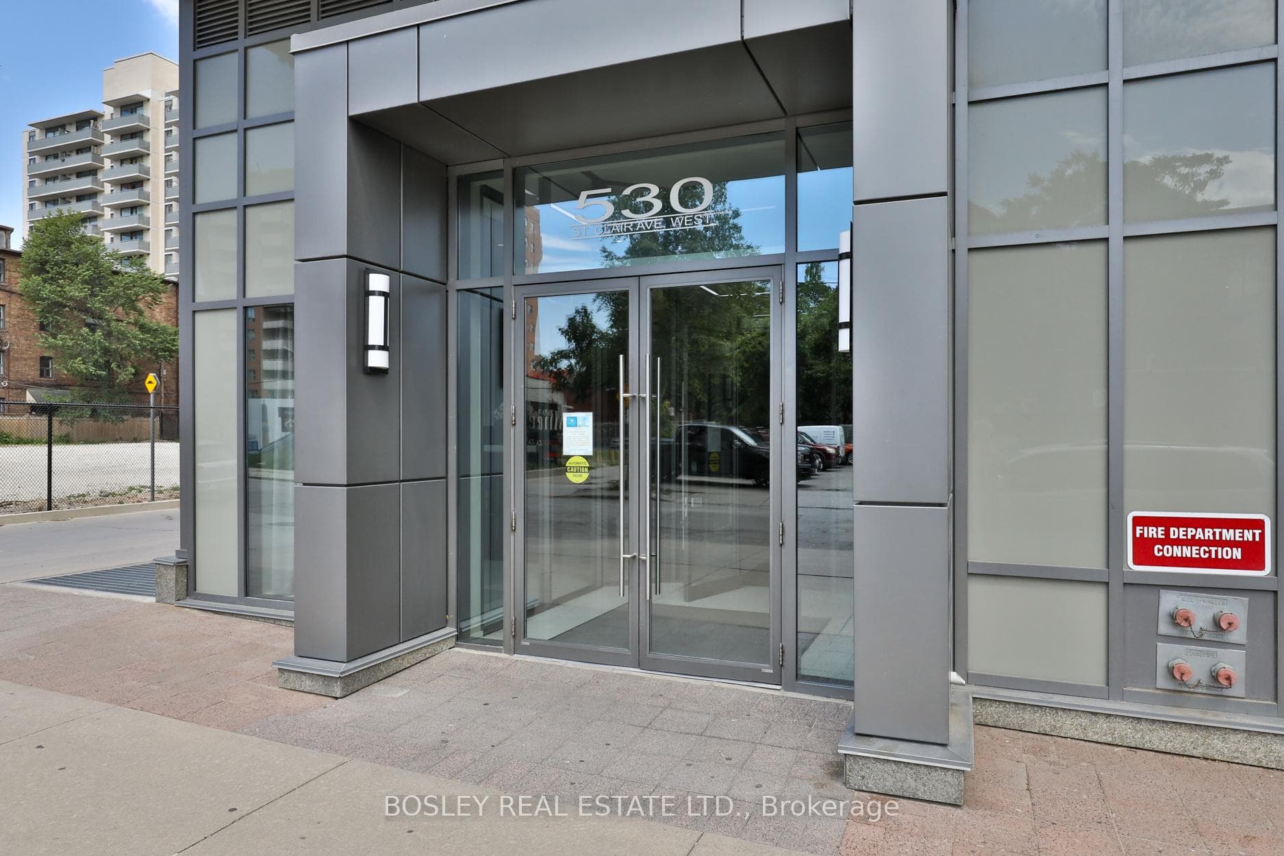 530 St Clair Avenue Unit 201 photo 30