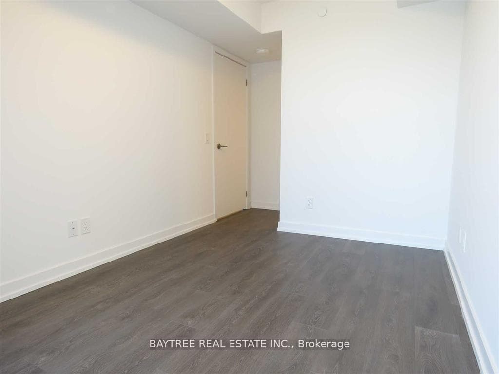 125 Redpath Avenue Unit 317 photo 3