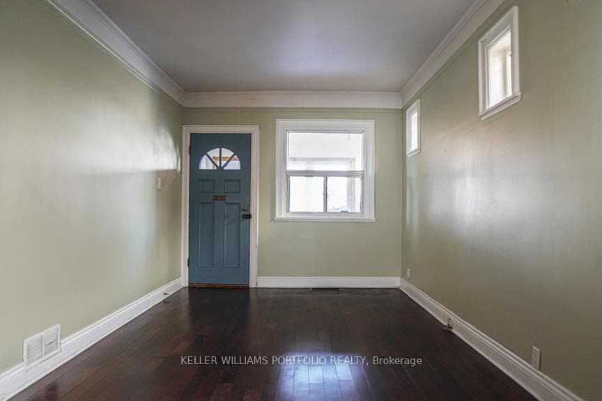 97 Livingstone Avenue photo 5