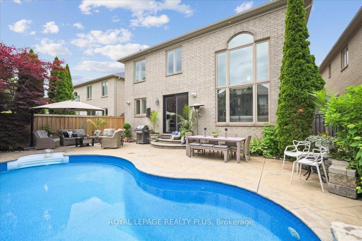 2341 Tesla Crescent photo 44
