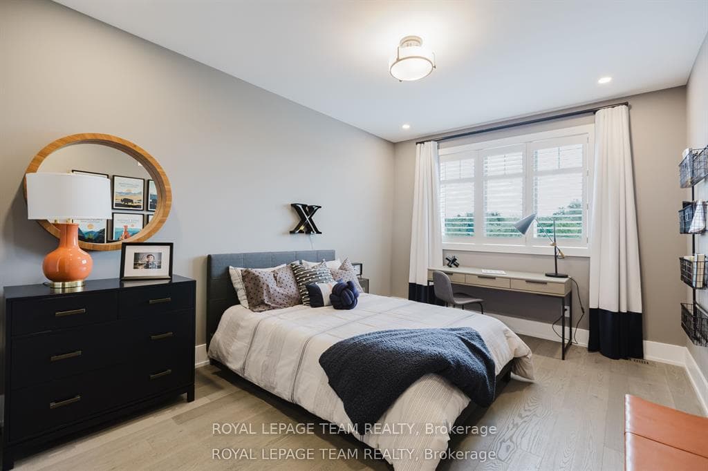 Images provided are to showcase builder finishes.