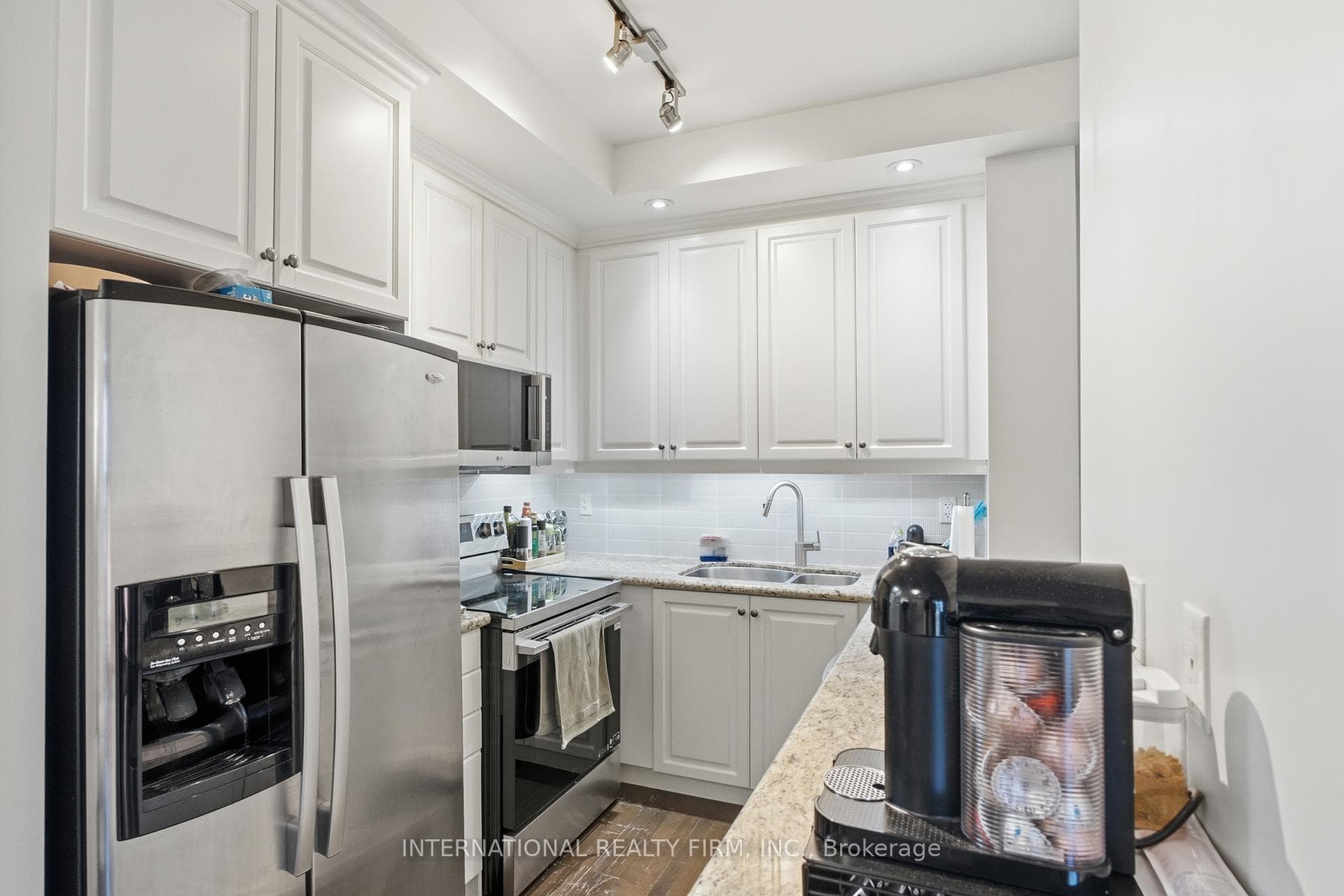 628 Fleet Street Unit 711 photo 9