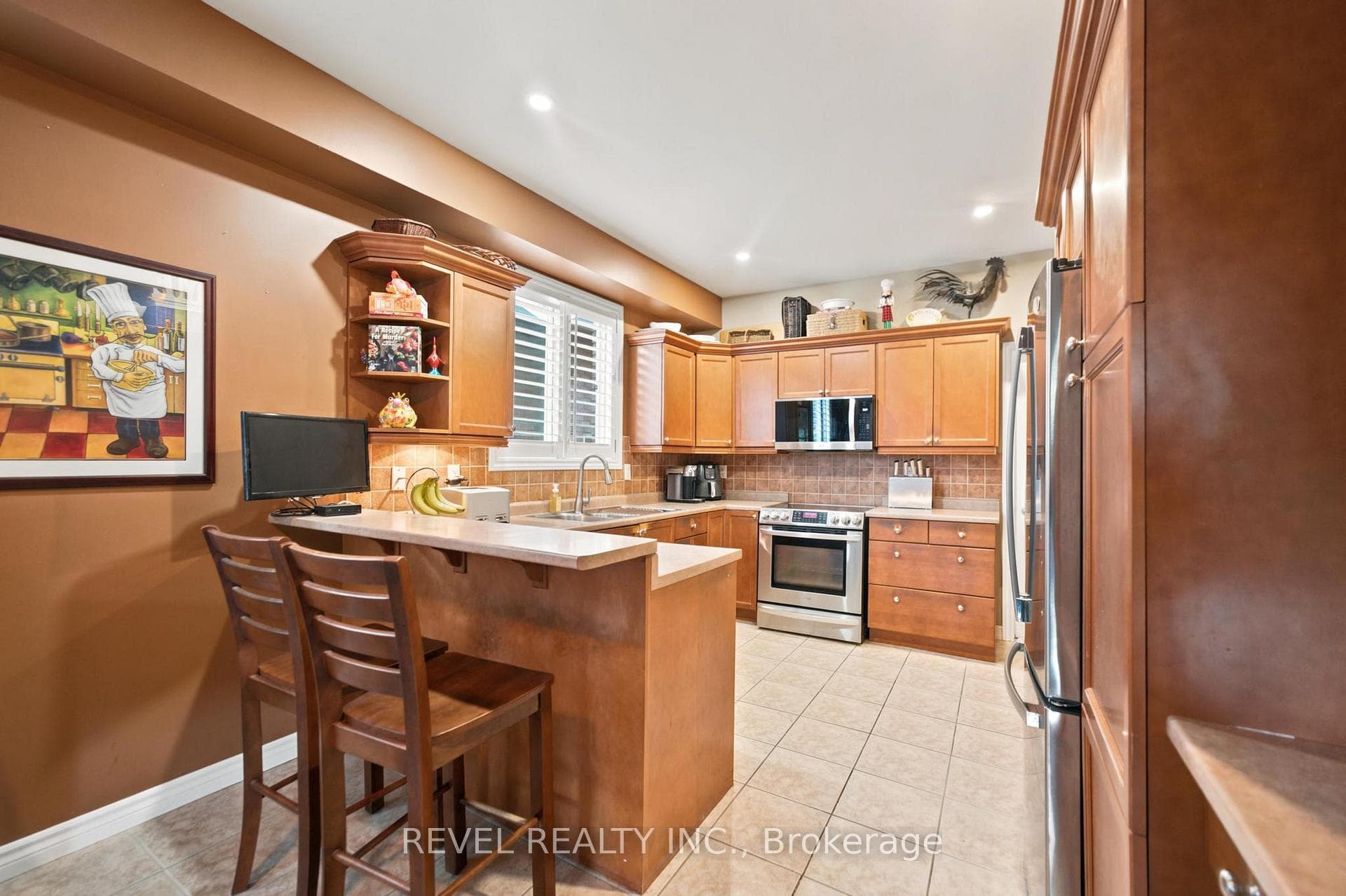 207 Valridge Drive photo 8