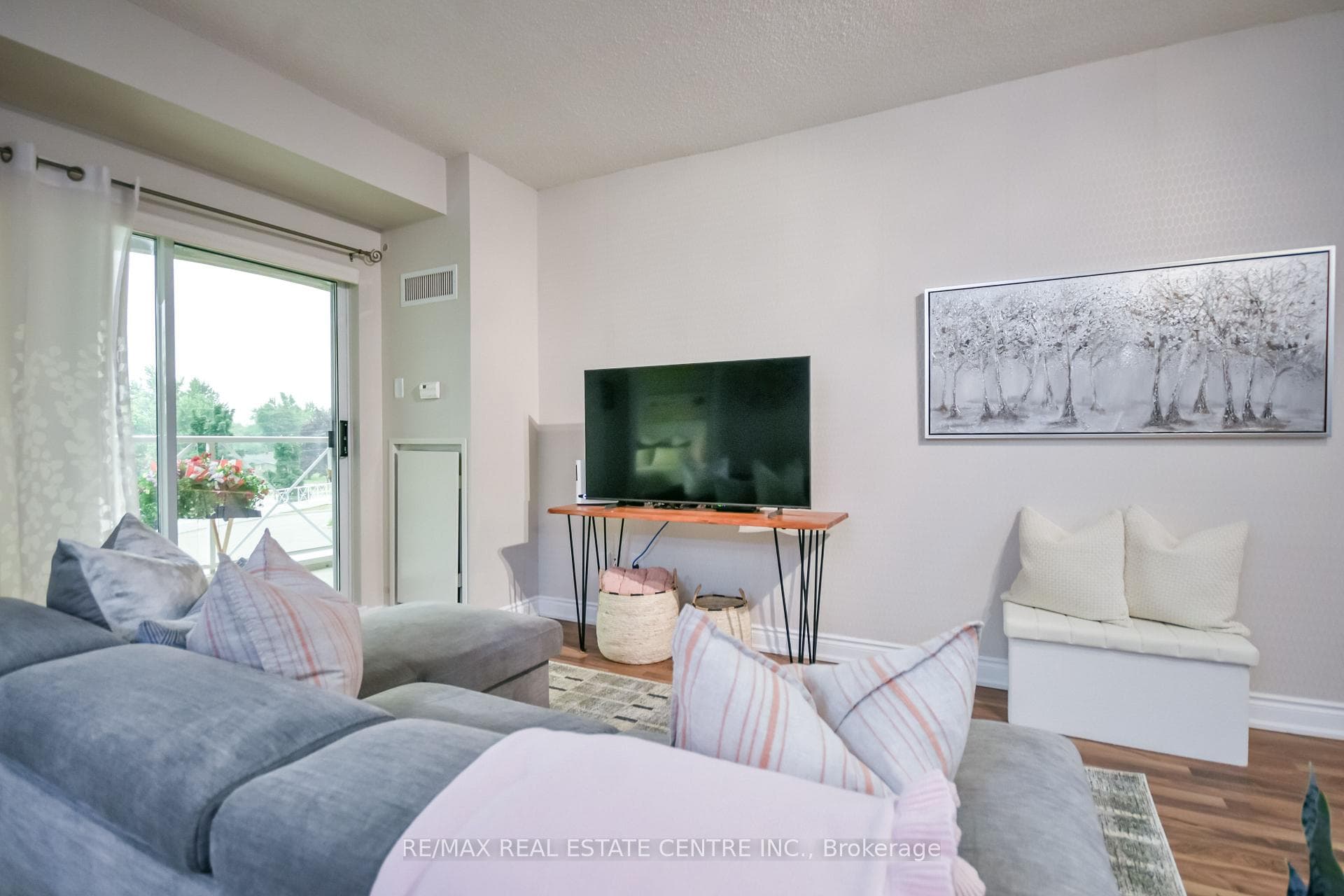 354 Atherley Road Unit 213 photo 15