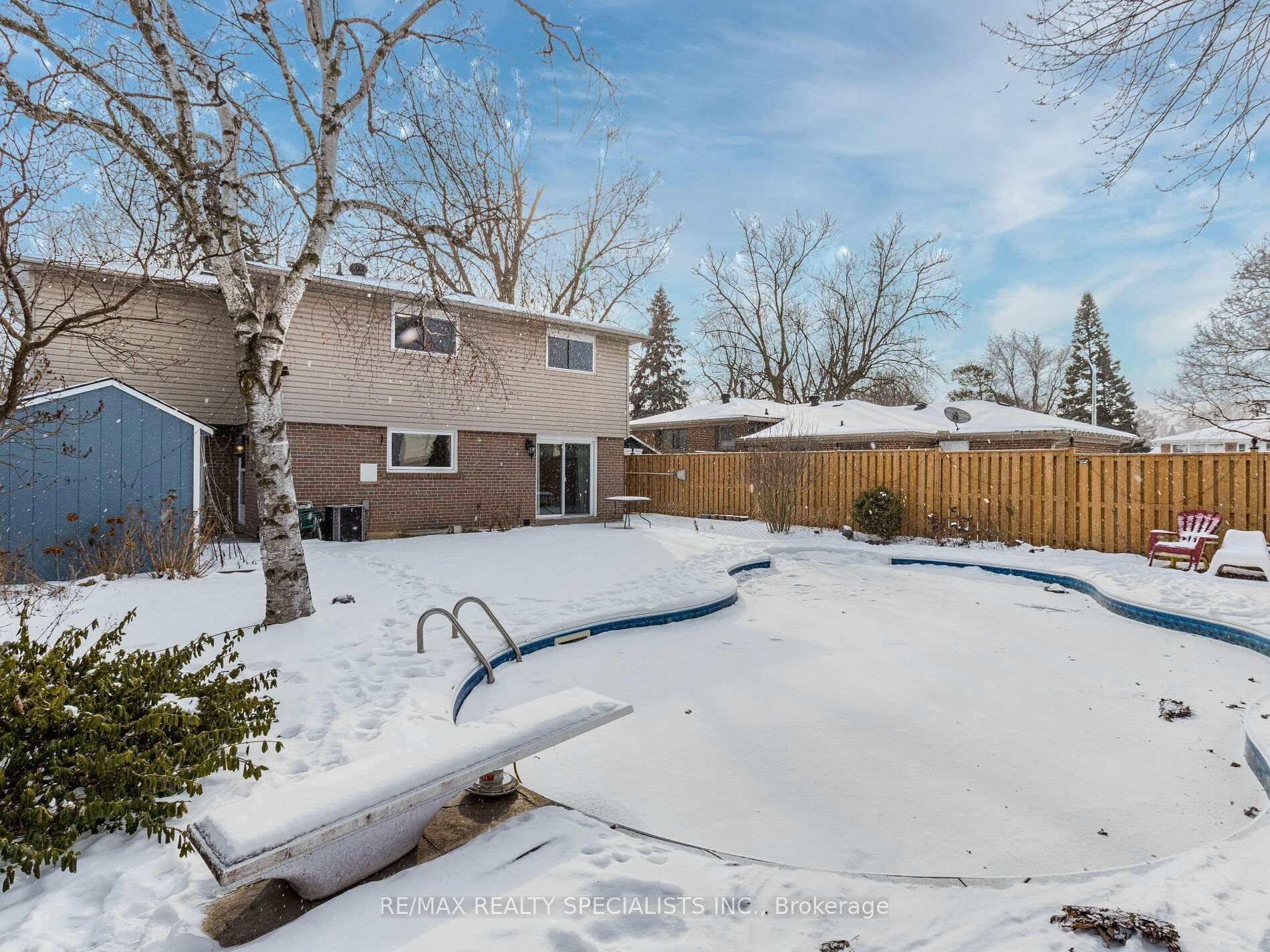 6 Norval Crescent photo 38