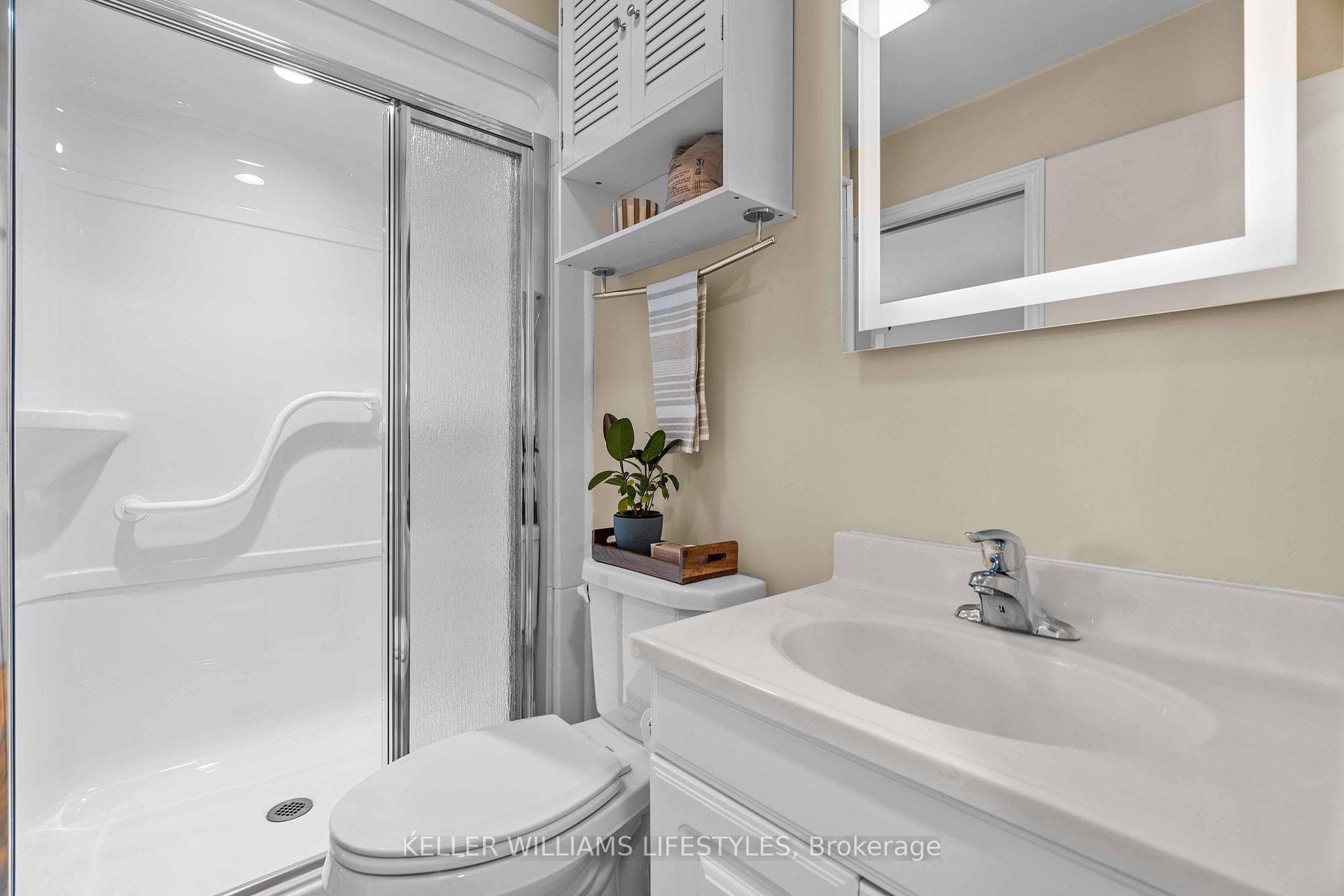 5481 BEACH Street photo 18