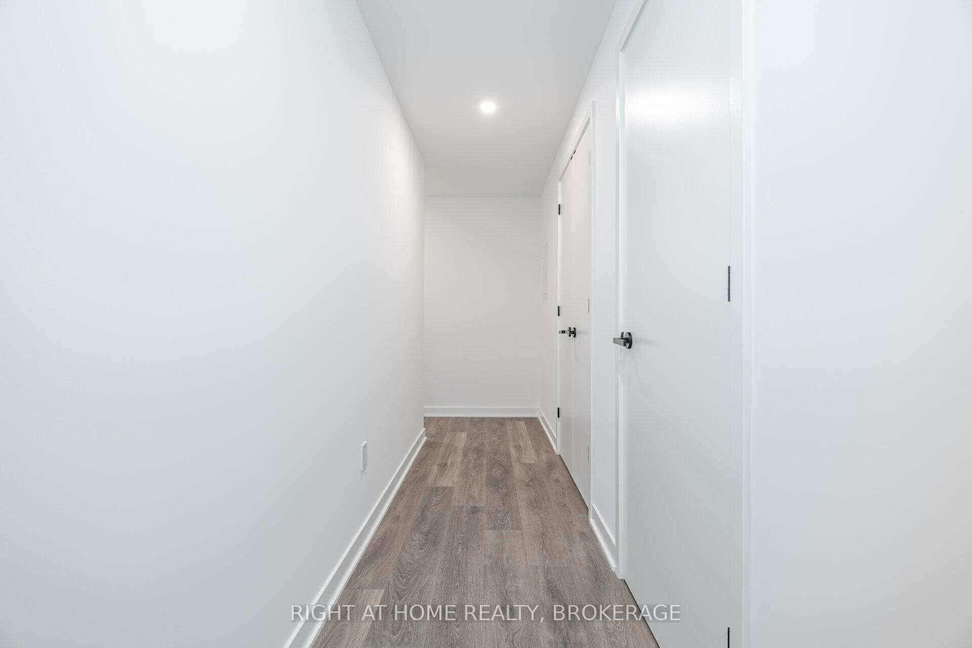 55 Charles Street Unit 4403 photo 5
