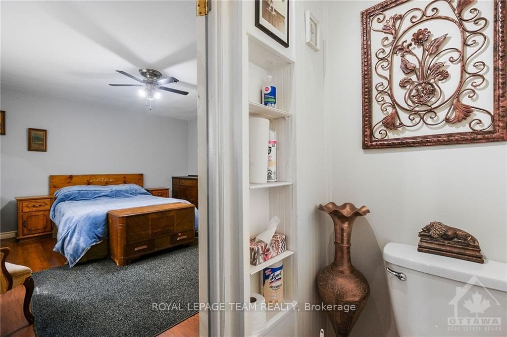 2642 CARP Road photo 14