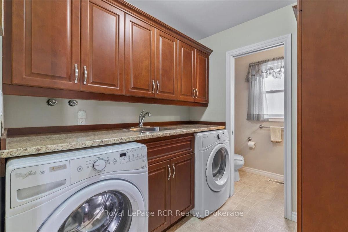 239 4th Street Crescent photo 18