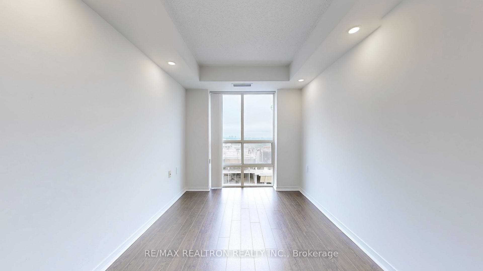28 Olive Avenue Unit LPH11 photo 13
