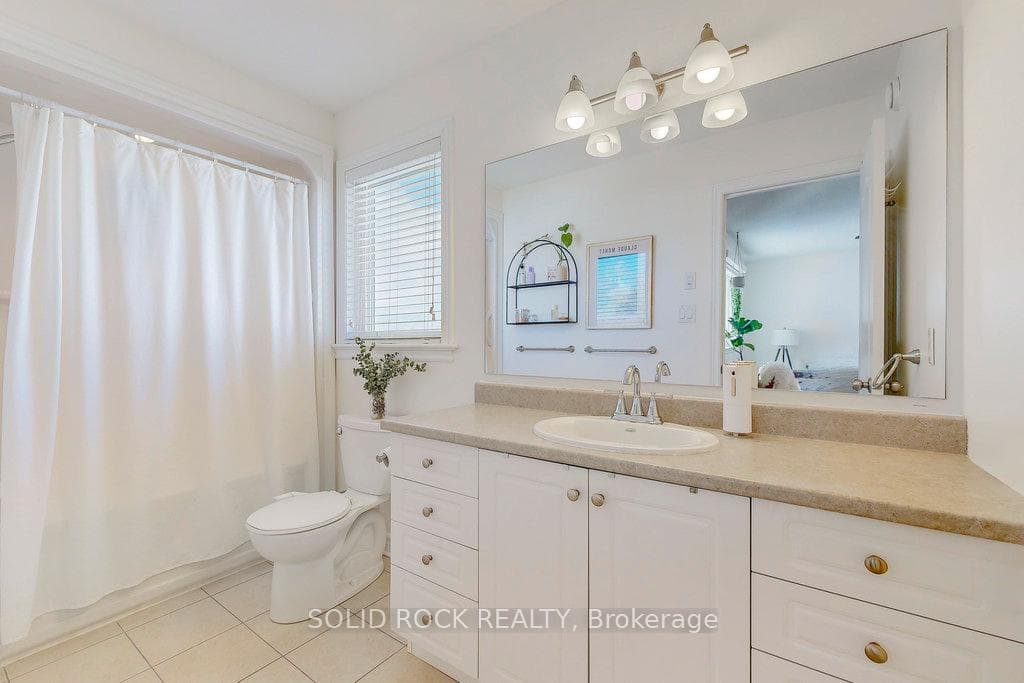 83 Comba Drive photo 26
