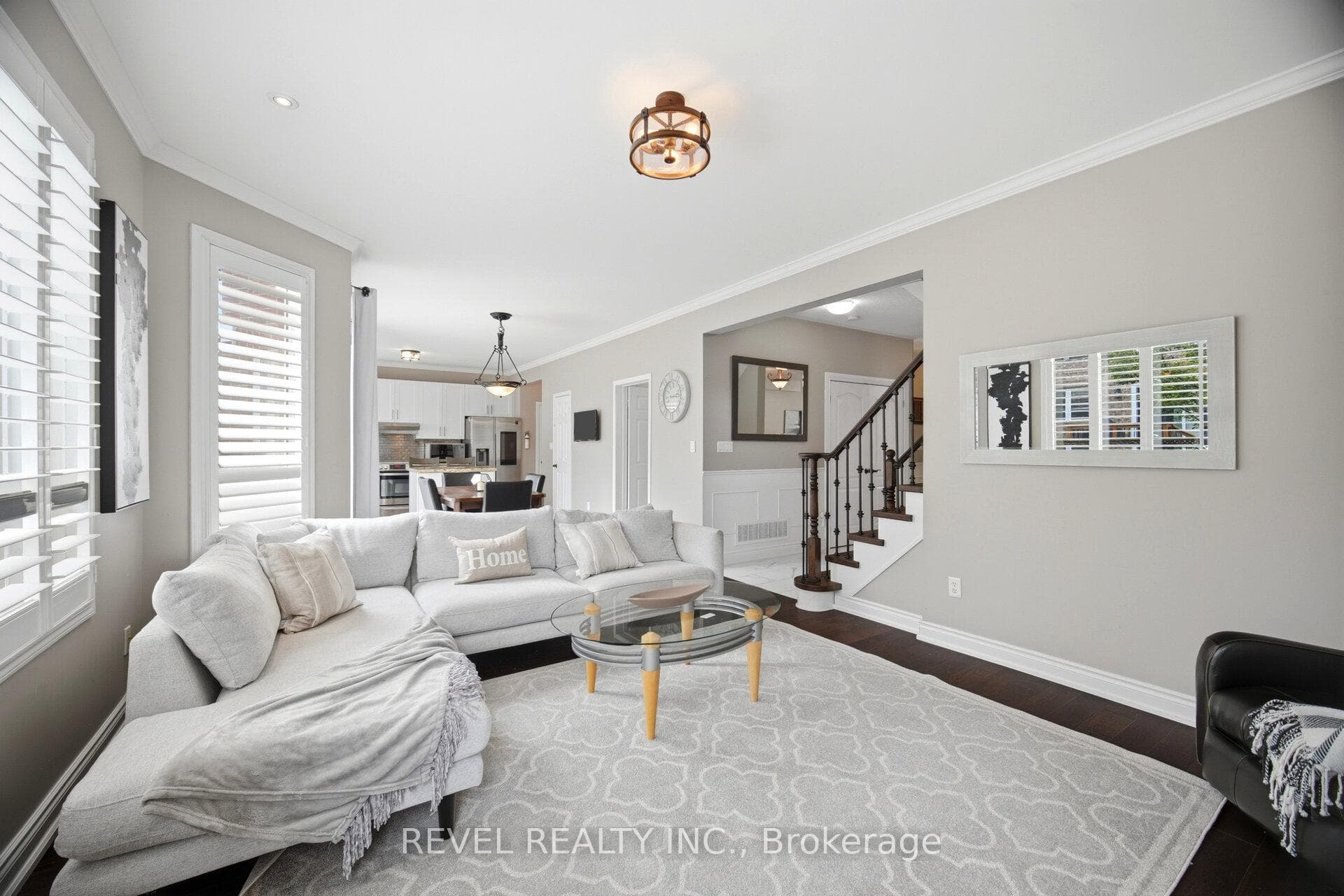 835 Chambers Place photo 14