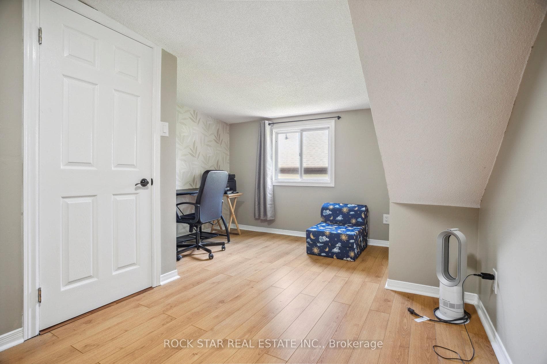 502 GREY Street photo 27