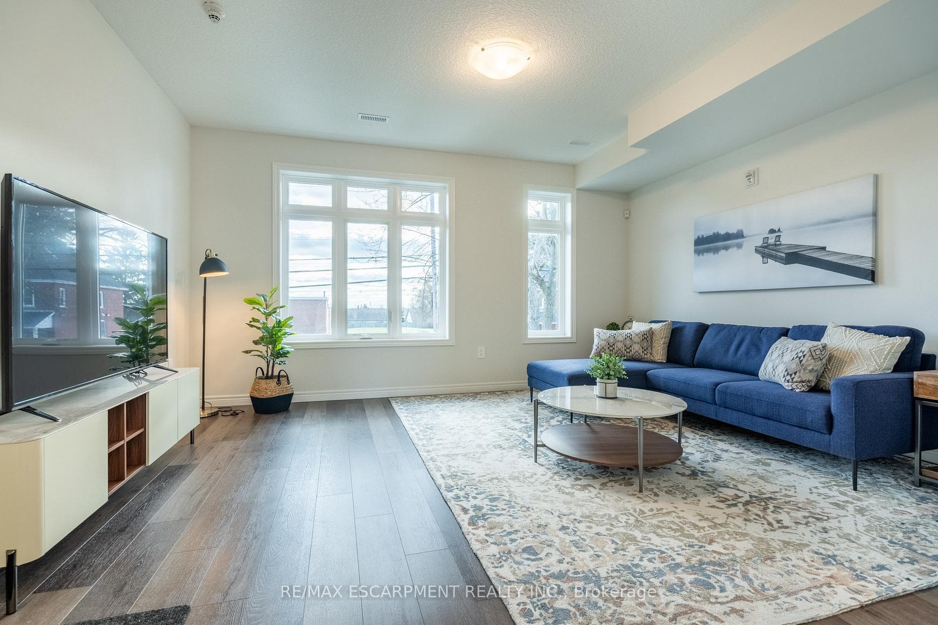 2620 BINBROOK Road Unit 209 photo 9