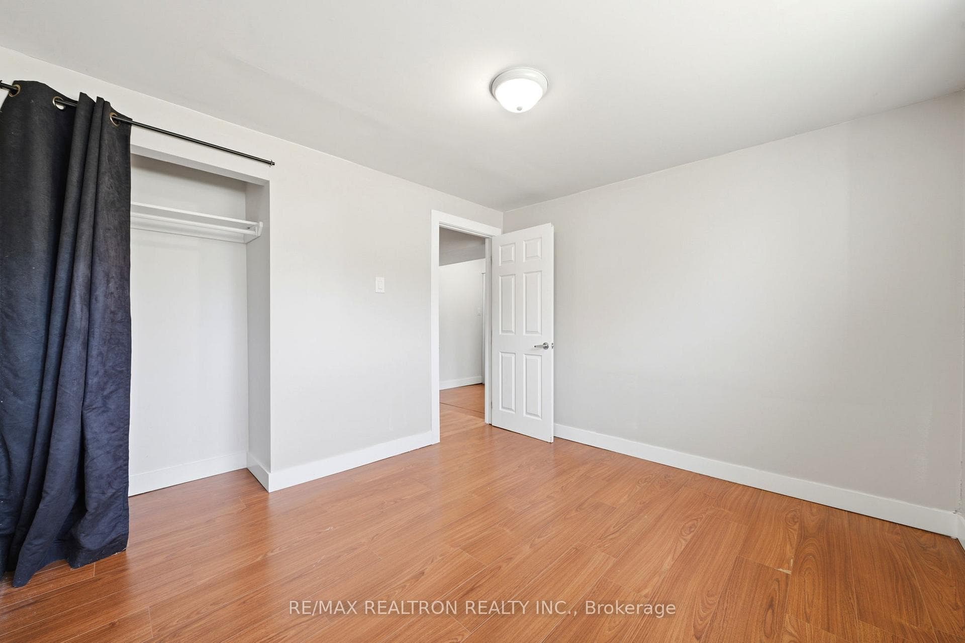 13 SPRINGDALE Drive Unit Lower photo 16