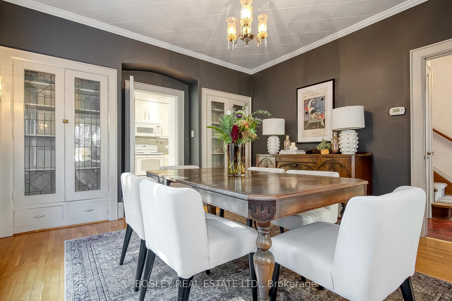 76 Evans Avenue photo 10