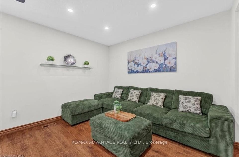 217 Martinet Avenue Unit 17 photo 9