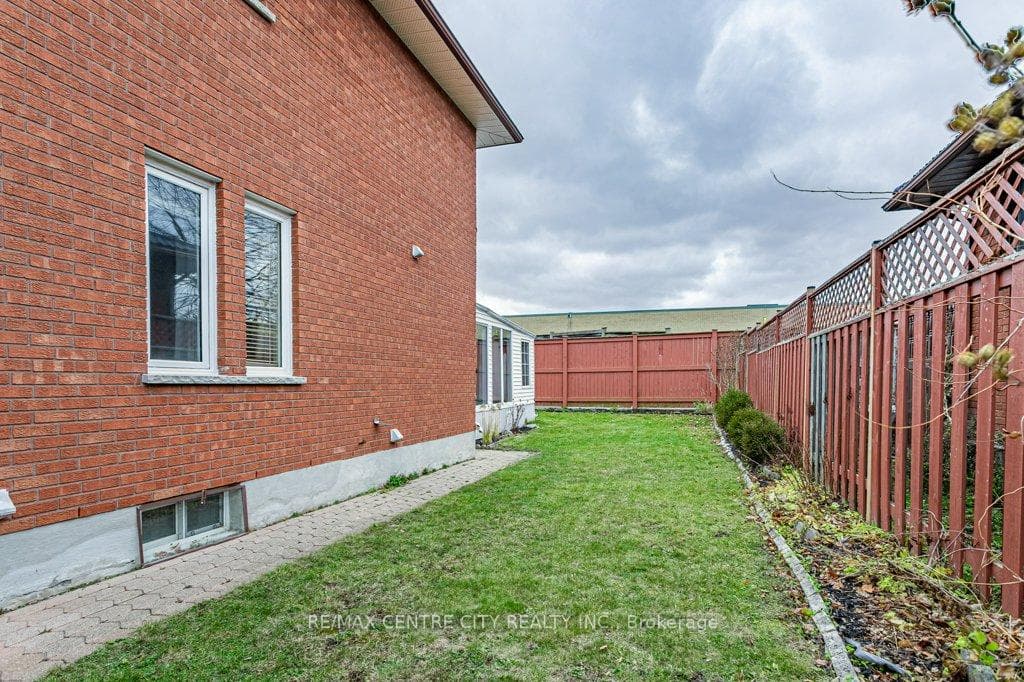 506 Eaton Park Drive photo 42