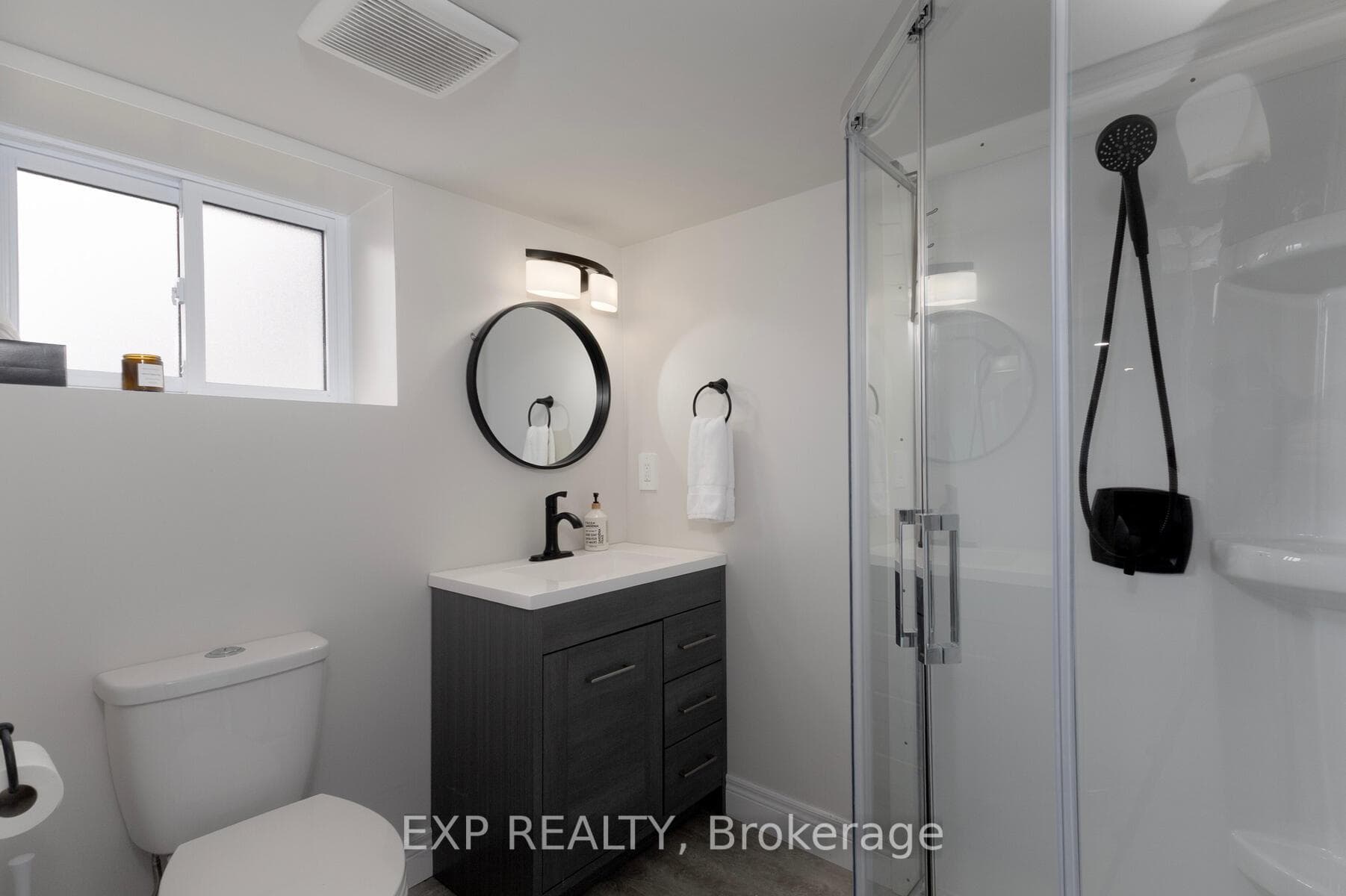 1038 Dearness Drive photo 38