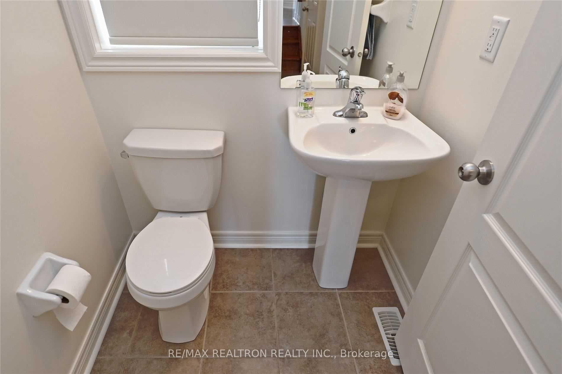 1684 Gower Drive photo 14