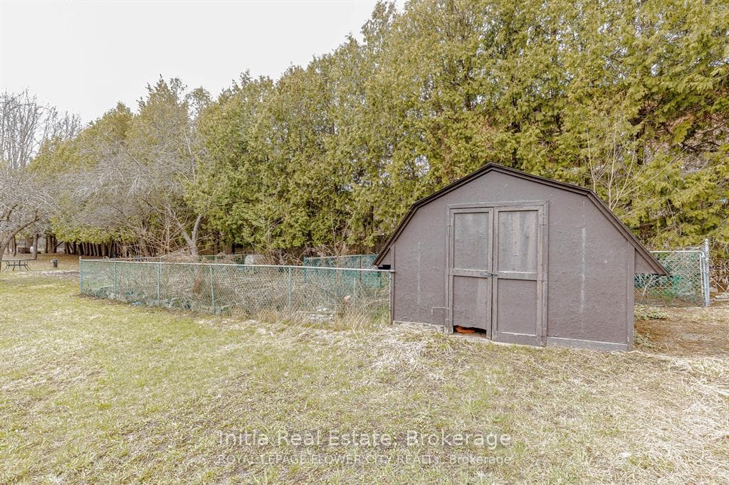 1421 Fanshawe Park Road photo 9
