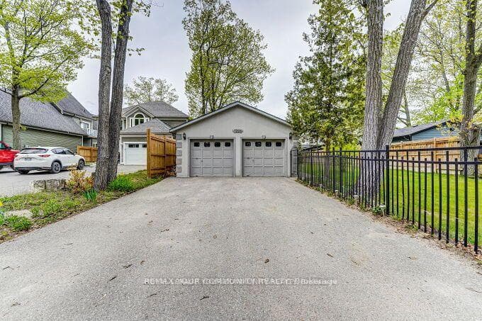 1226 River Road photo 2