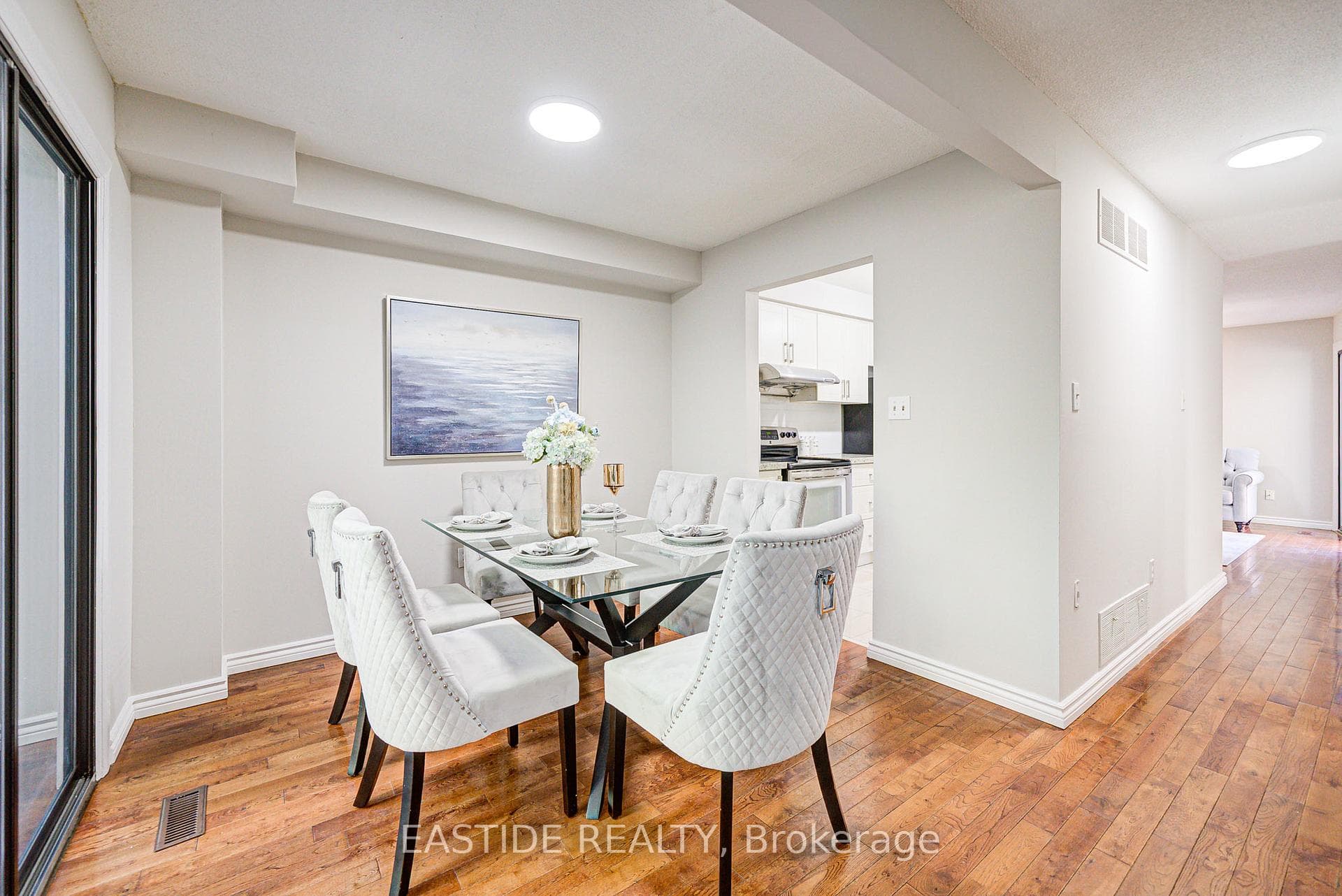 55 Ambercroft Boulevard photo 14