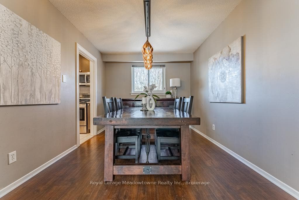 2187 Blackburn Court photo 8