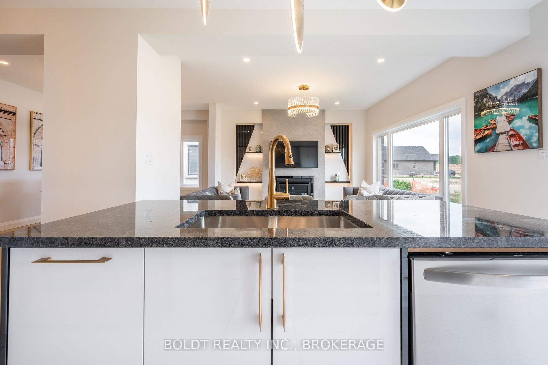183 Walker Road photo 14