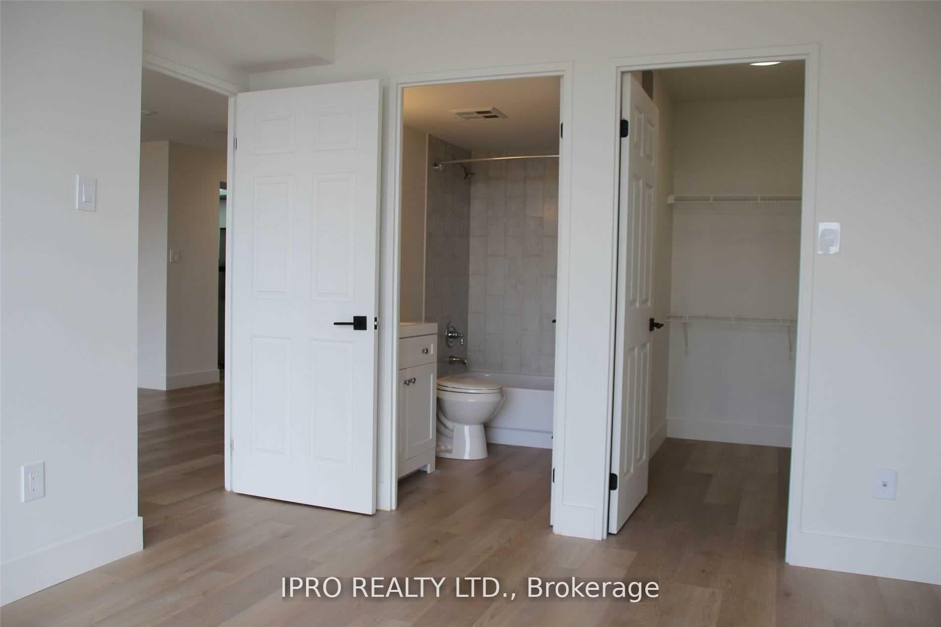 285 Enfield Place Unit 2207 photo 18