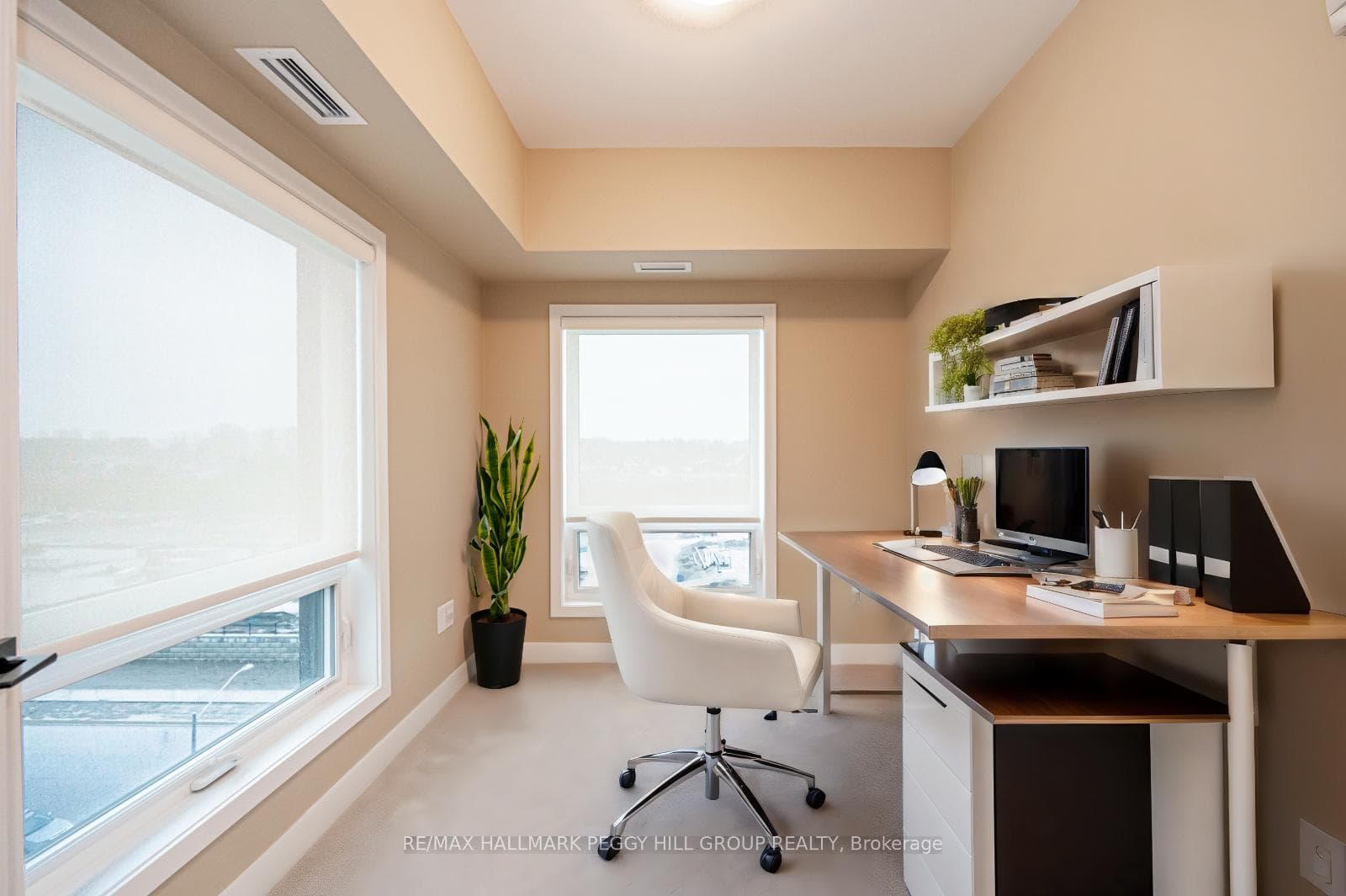4 Spice Way Unit 617 photo 8