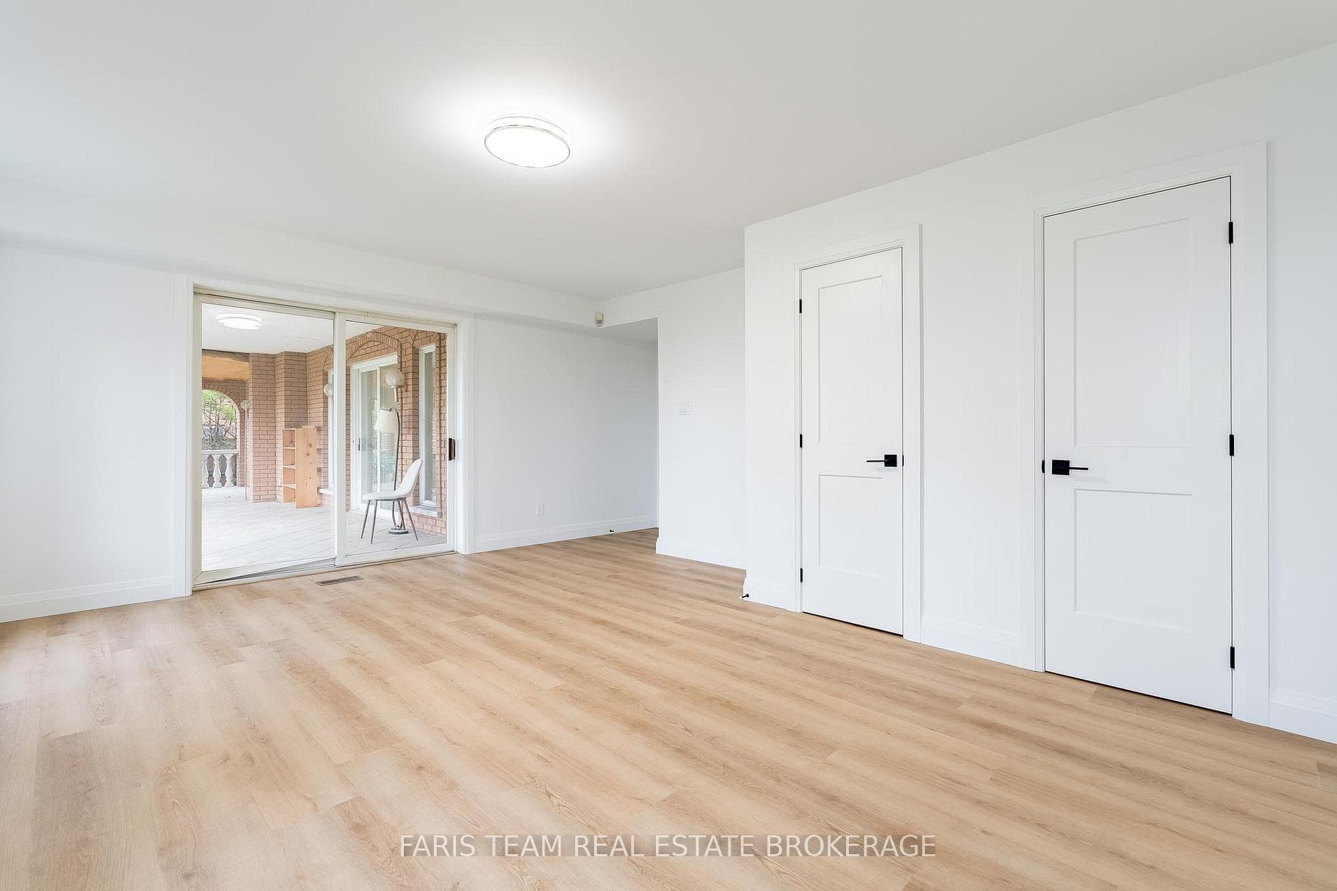 58 Woodcrest Road photo 31