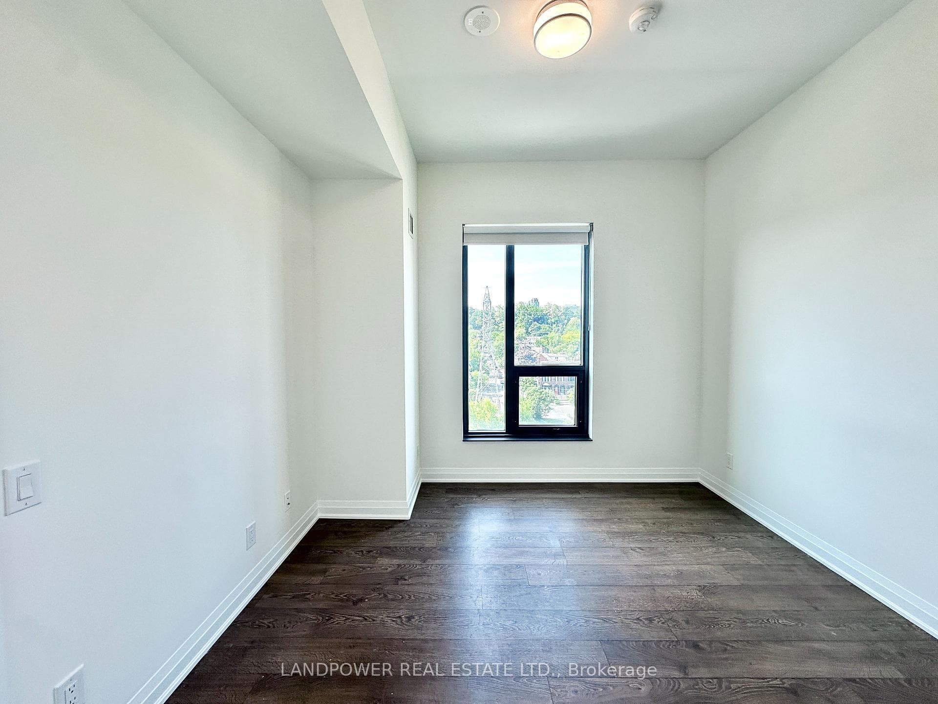 280 Howland Avenue Unit 602 photo 8
