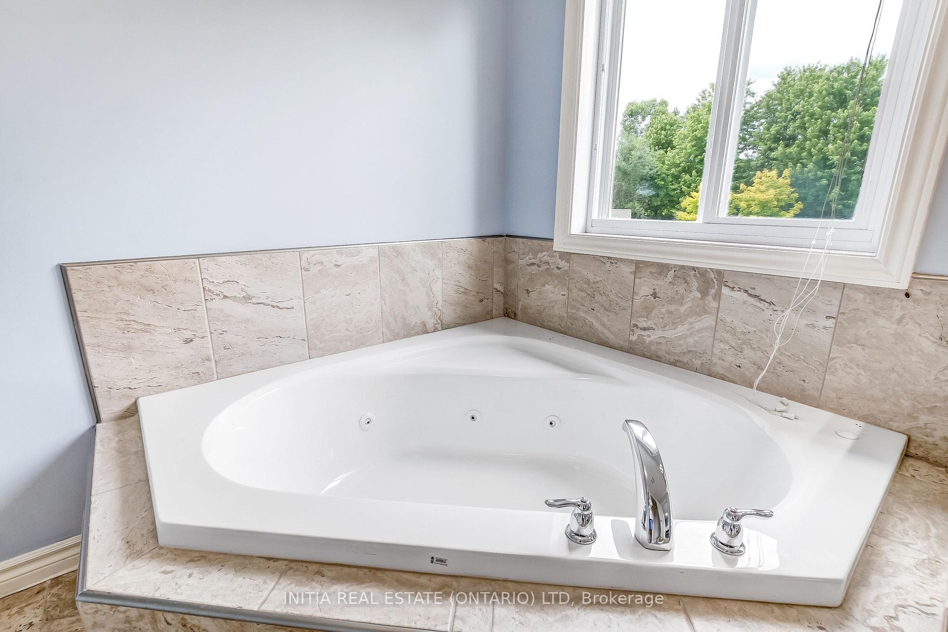 1082 Oakcrossing Road photo 28