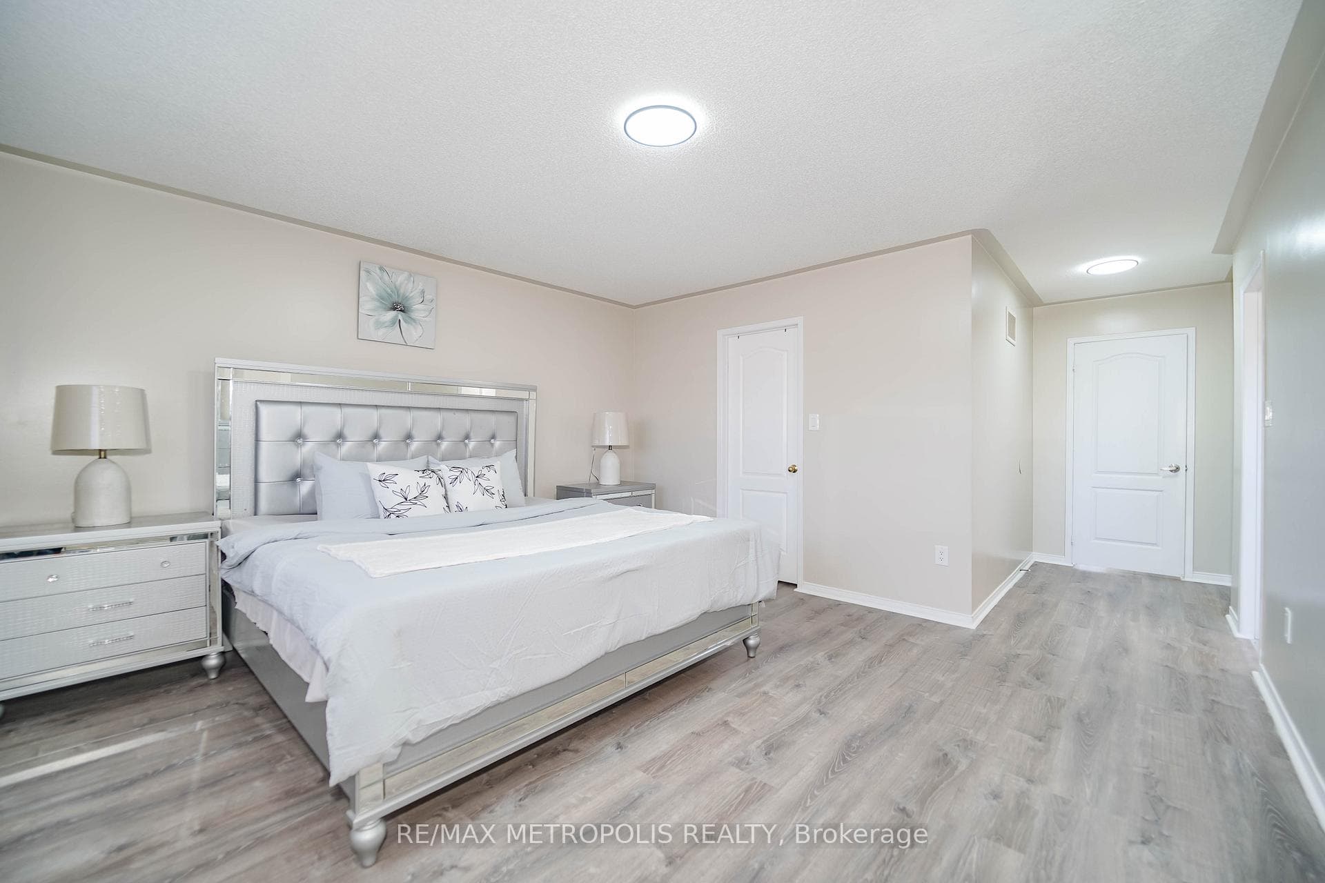 65 Presley Crescent photo 21