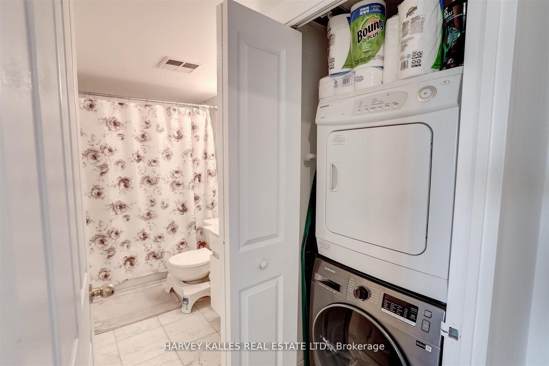 942 Yonge Street Unit 1018 photo 28