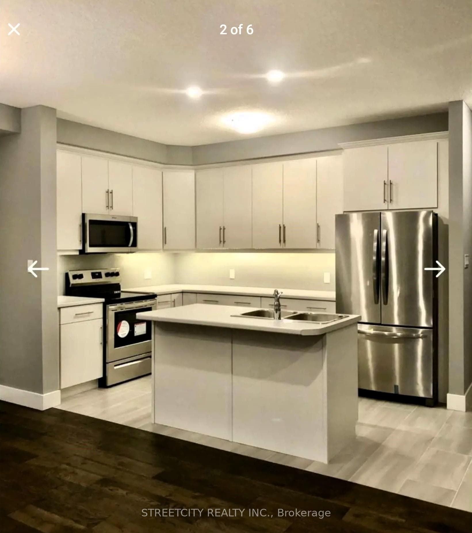 2032 Evans Boulevard photo 2