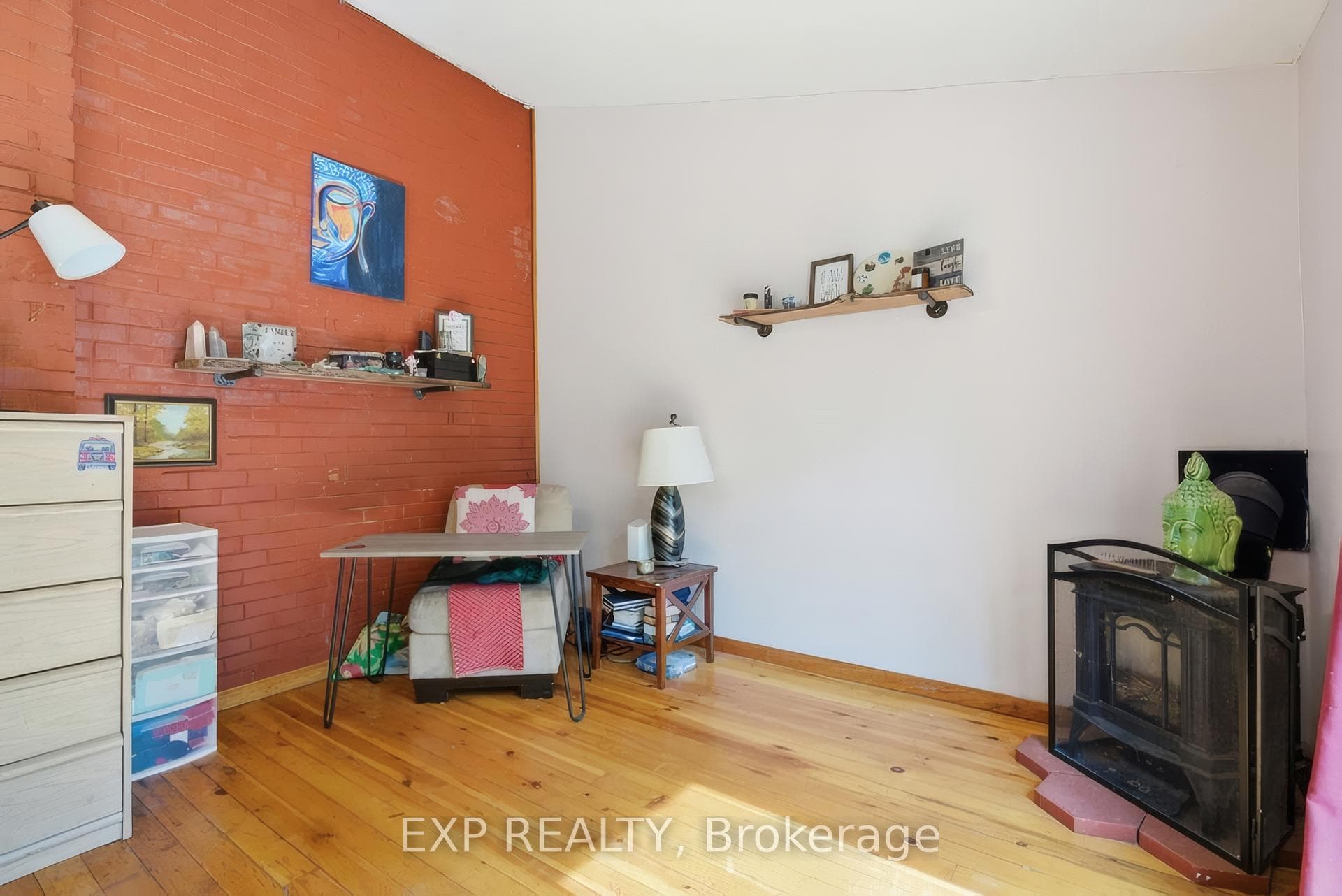 572 Downie Street photo 25