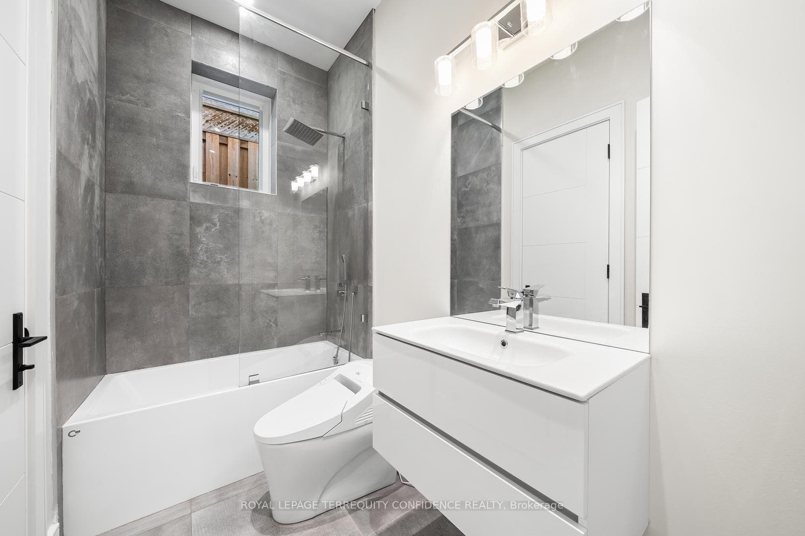 210 Patricia Avenue photo 34