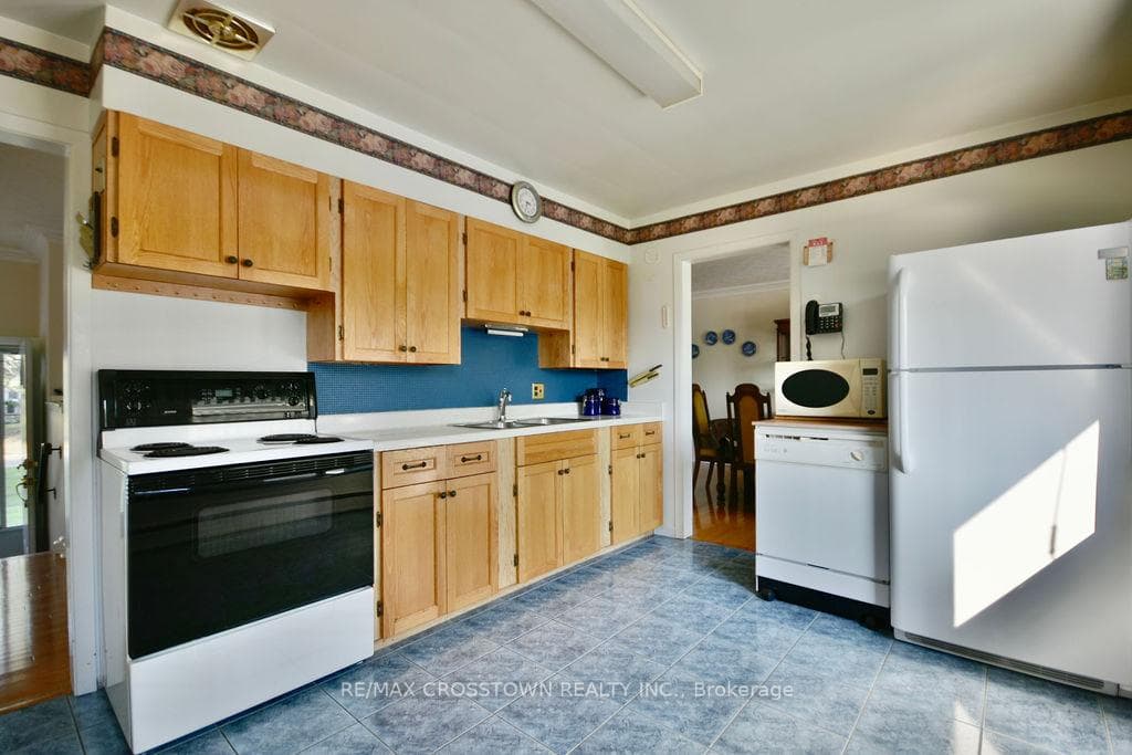9 Anne Street photo 15