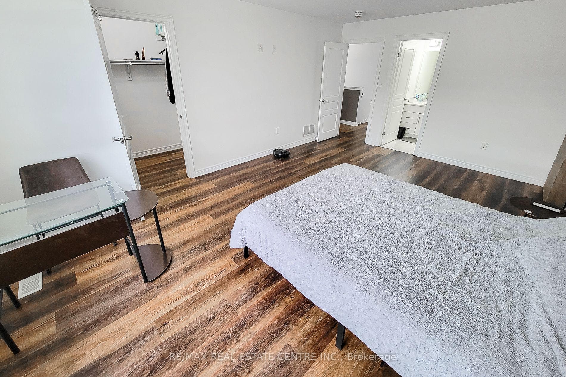 7741 Shaw Street photo 19
