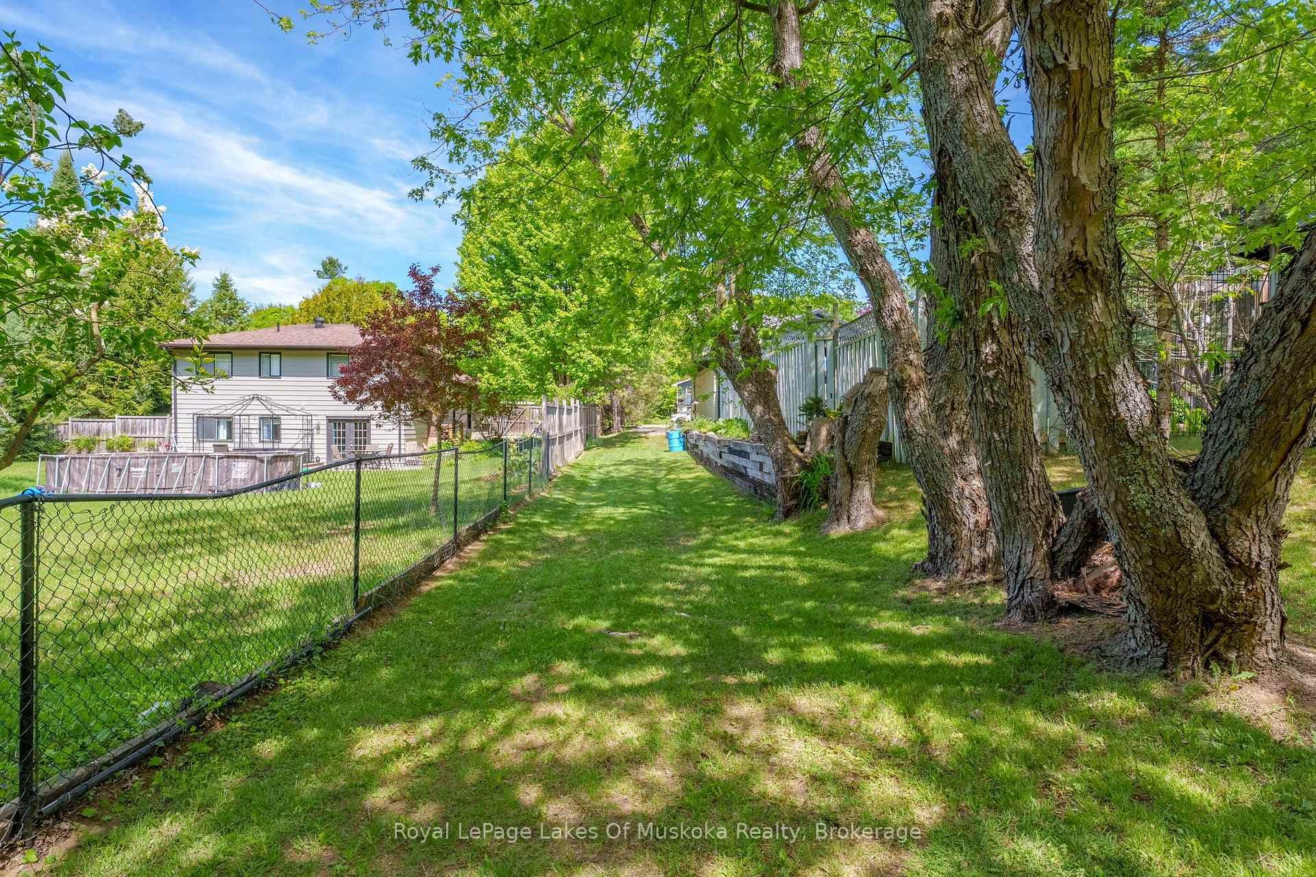 46 Meadow Heights Drive photo 42