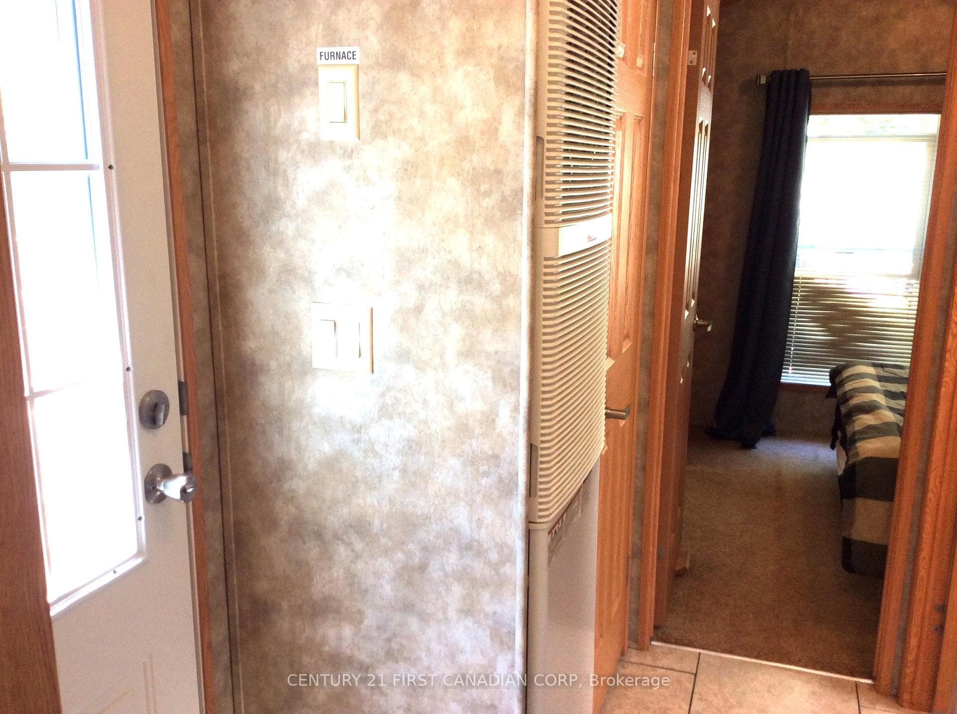 256440 Sunova Crescent Unit 501 photo 24